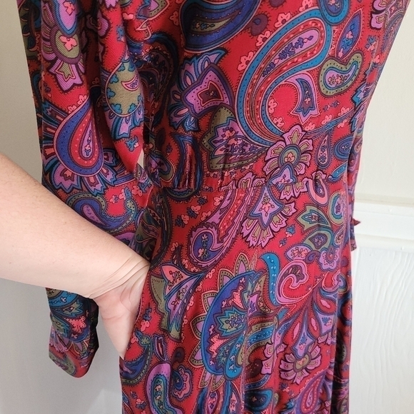 Vintage 70s Burgundy Paisley Button Front Long Sleeve Pleated Shirt Dress Size 4 - Picture 7 of 16